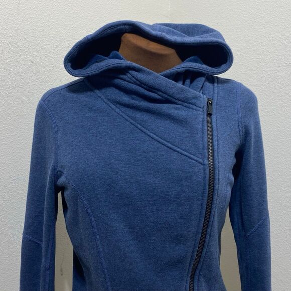 Athleta Hoodie Women’s XS Blue Hiking Sweater Pullover Stretch Slant Zip - Picture 2 of 10